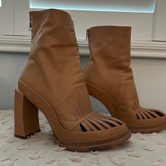 Ann Demeulemeester Cutout Vamp Platform Ankle Boot Camel Tanned Leather Size 39 - Picture 6 of 15